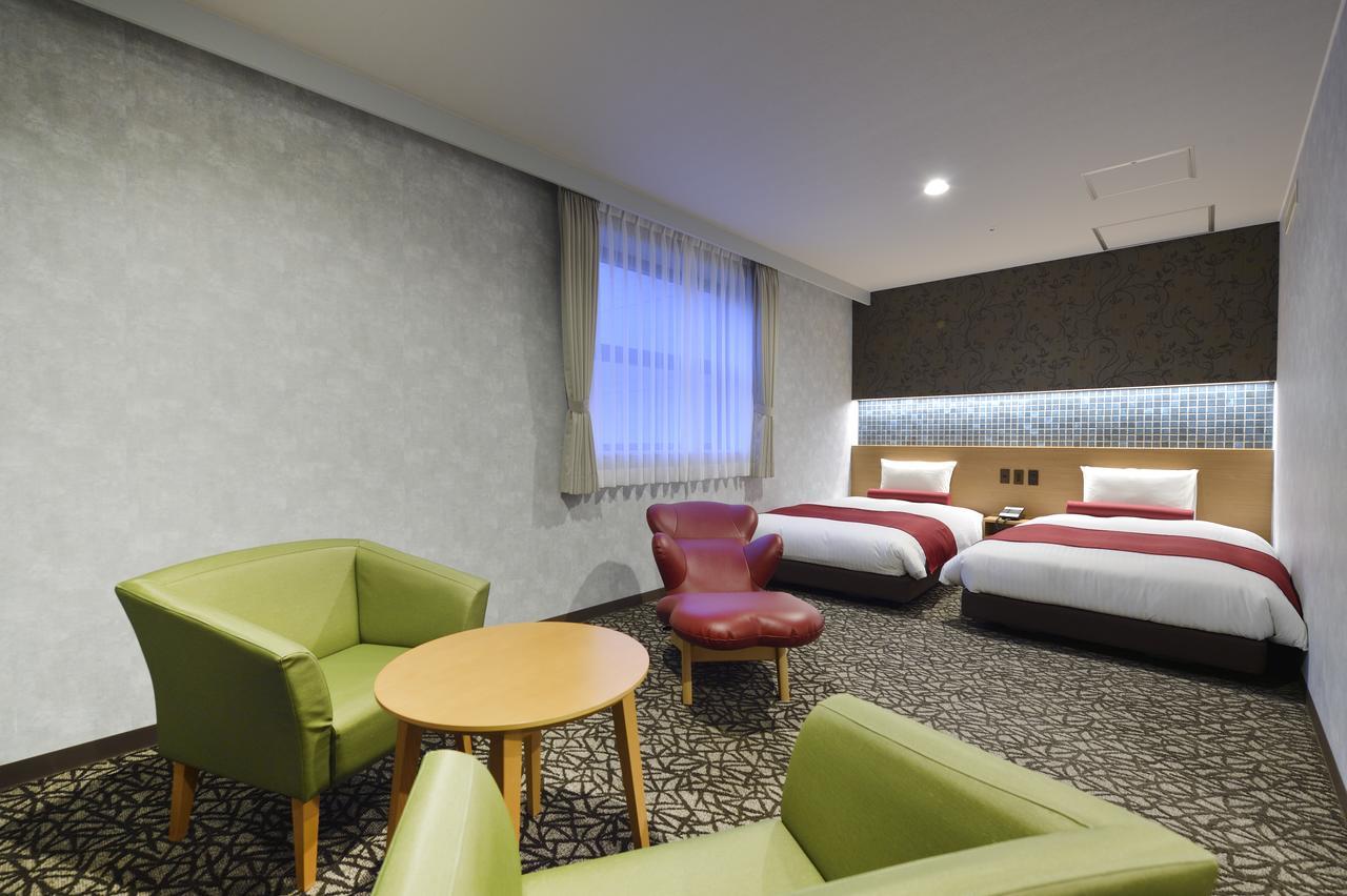 Hotel Wbf Sapporo Odori Экстерьер фото